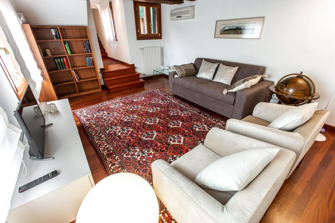 Appartement San Pantalon Luxury Penthouse R&R à Venise Extérieur photo