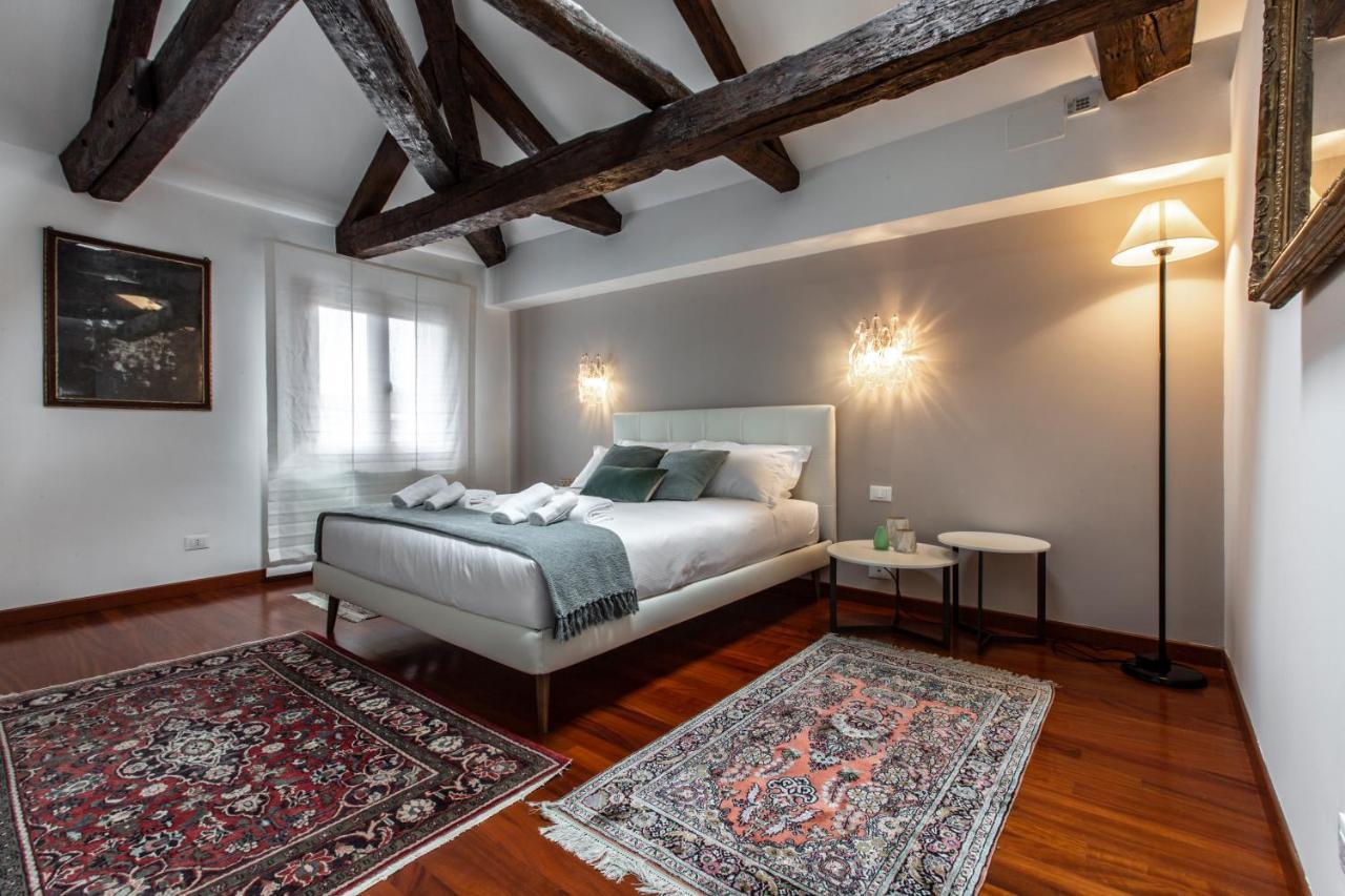 Appartement San Pantalon Luxury Penthouse R&R à Venise Extérieur photo