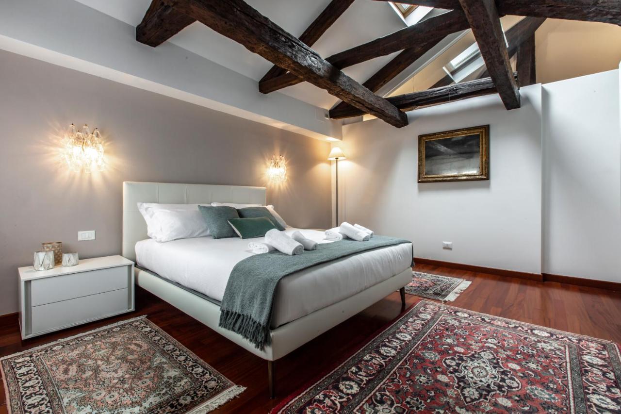 Appartement San Pantalon Luxury Penthouse R&R à Venise Extérieur photo